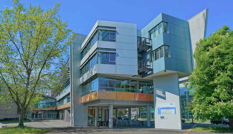 Gebäude des Helmholtz-Zentrums Berlin für Materialien und Energie
