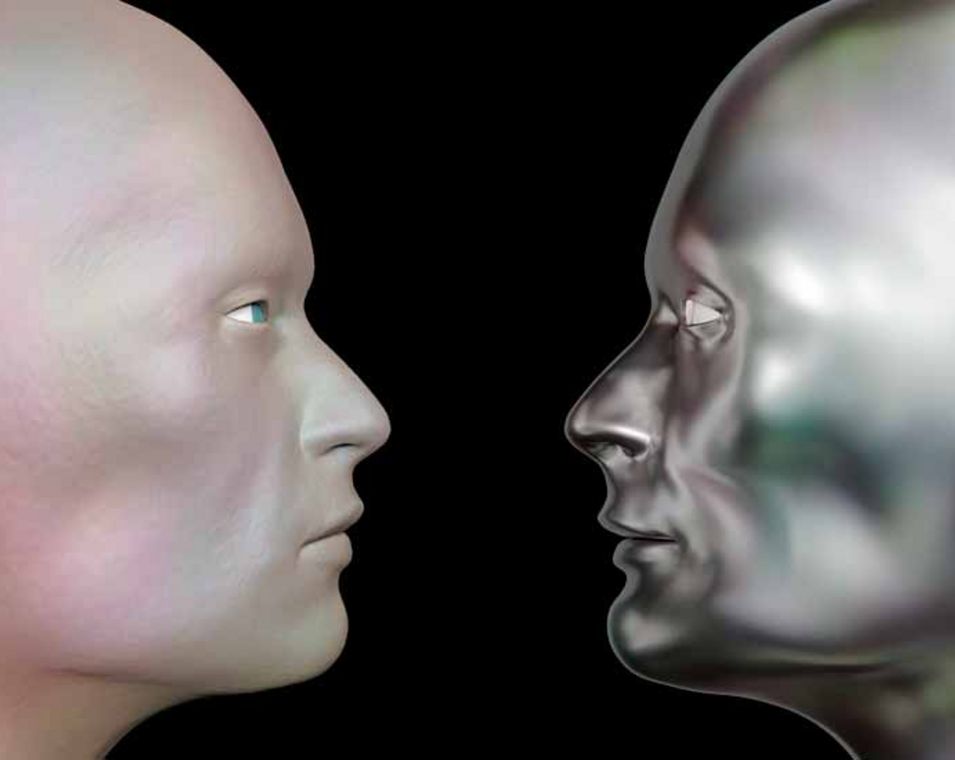 Computersimulation: Gesichter eines menschlichen Klons und eines humanoiden Roboters