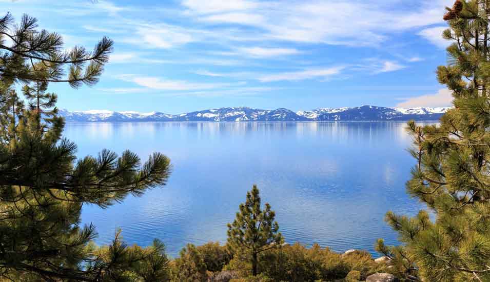 Das Foto zeigt den Lake Tahoe in Nevada/USA