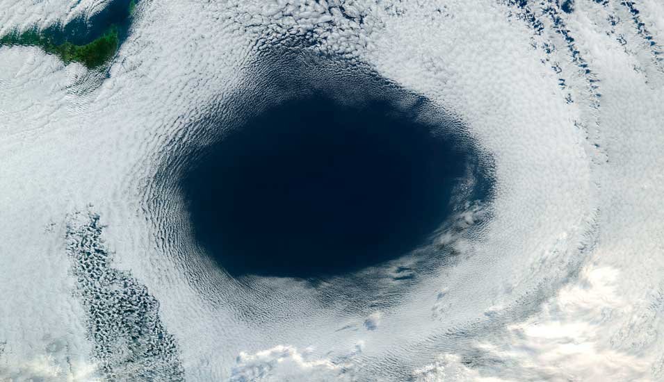 Aufnahme eines riesigen Ozonlochs aus dem Weltraum