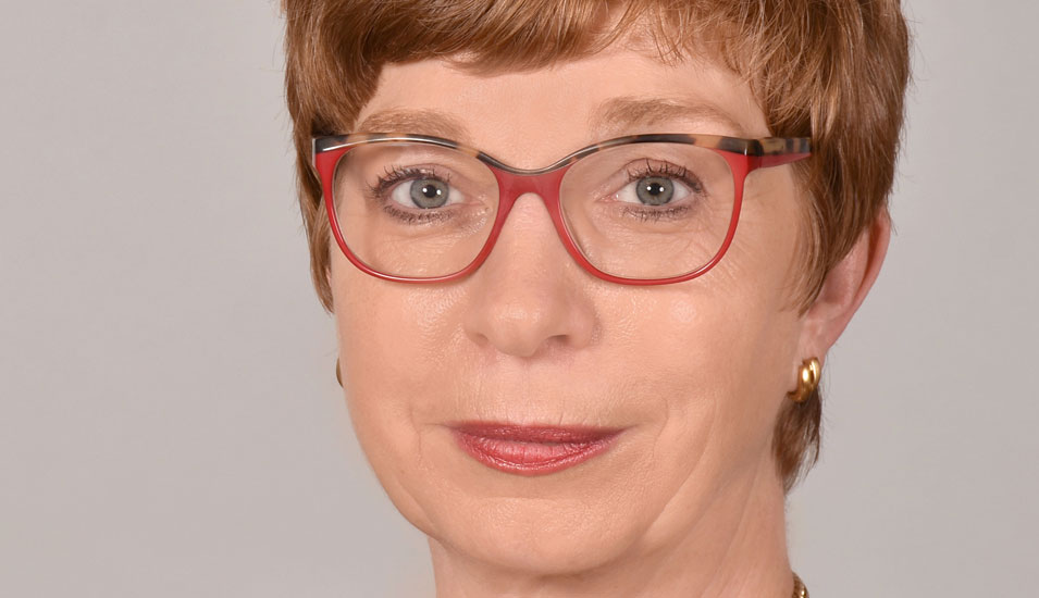 Das Foto zeigt Professorin Susanne Lin-Klitzing, Bundesvorsitzende des Deutschen Philologen­verbandes.