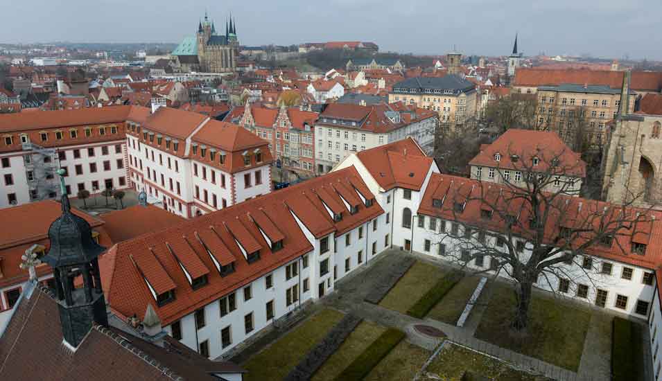 Das Foto zeigt eine Stadtansicht von Erfurt in Thüringen