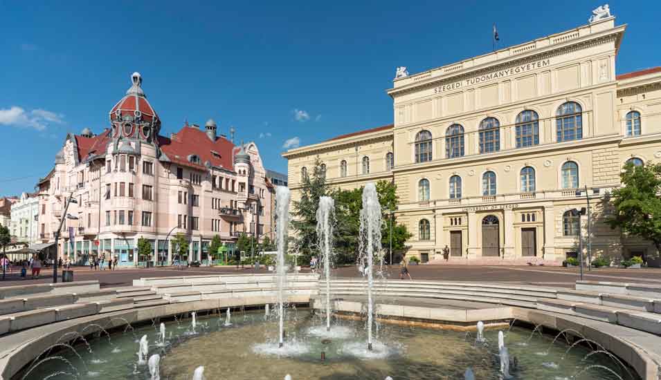 Universitätsgebäude in Szeged, Ungarn