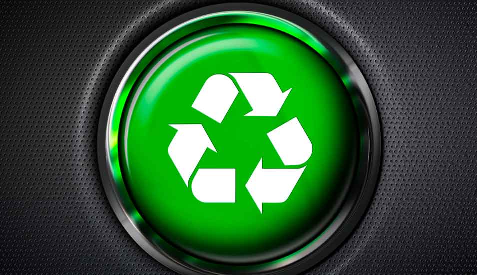 grüner Knopf mit Recycling-Symbol