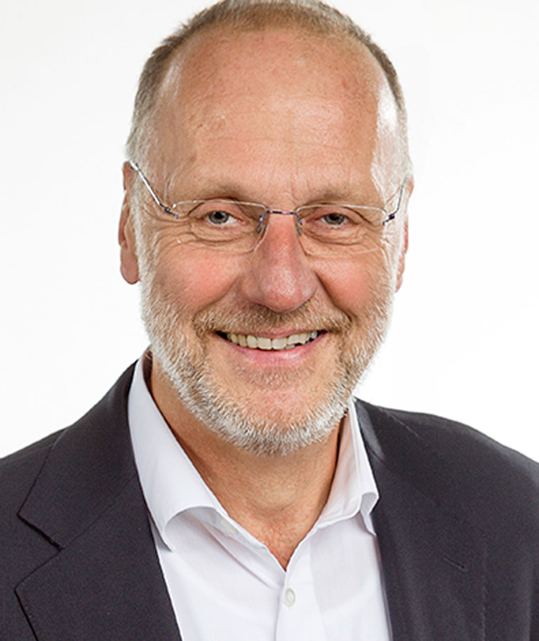 Portraitfoto von Prof. Dr. Ulrich Wagner