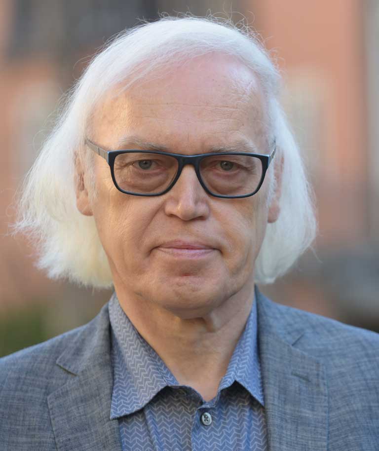 Professor Klaus Vieweg