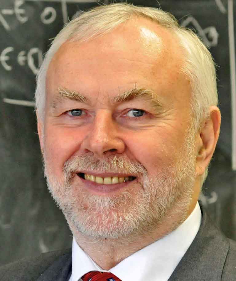 Portraitfoto von Prof. Dr. Martin Grötschel
